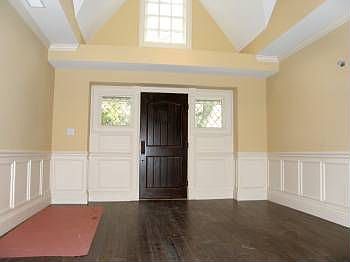 2nd image of 612 Turner Ave