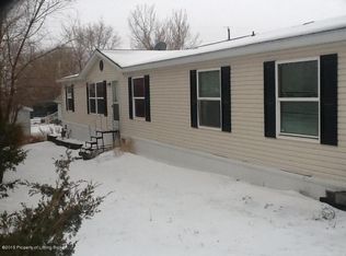 1527 49th St W, Williston, ND 58801