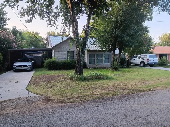 543 E Church St, Dublin, TX 76446