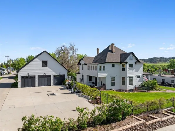 811 Saint Joe St, Spearfish, SD 57783