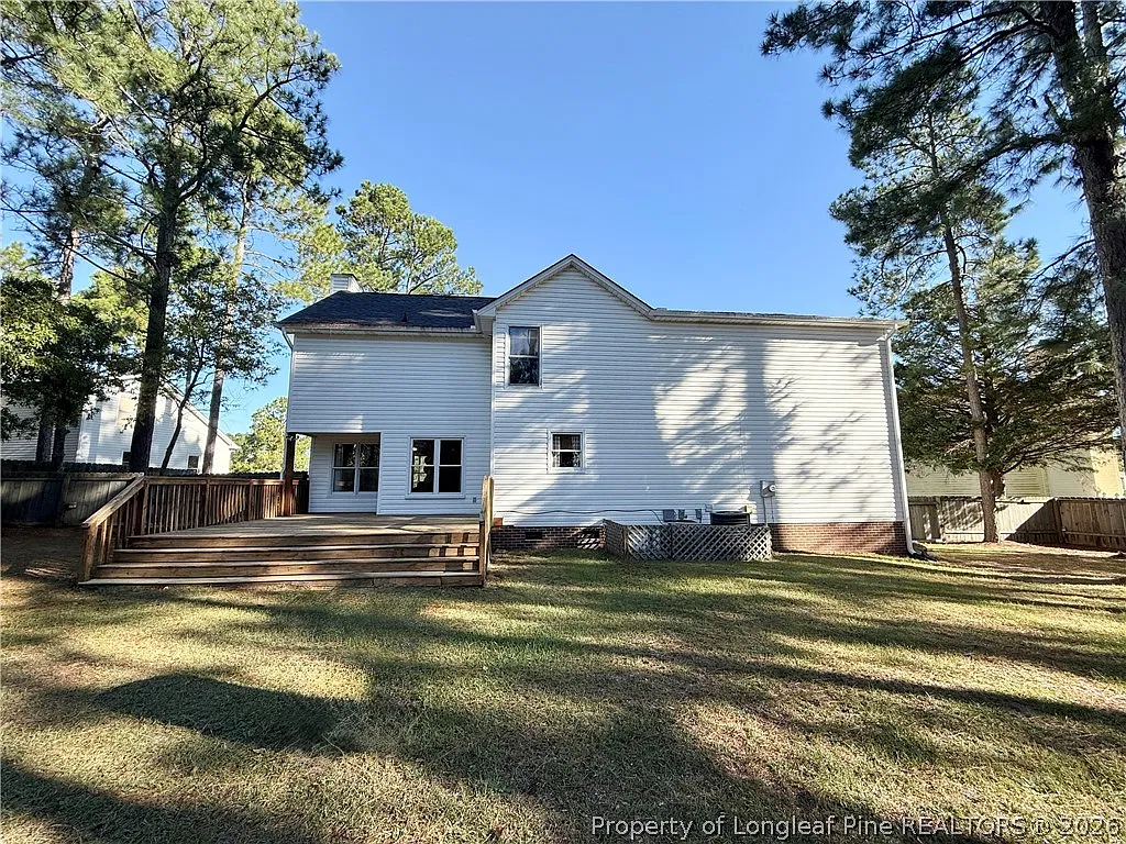 4 bed, 2.5 bath, 2144 sqft, $2,000 — Photo 4