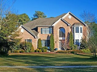 23 Saint Mary Ave, Manahawkin, NJ 08050