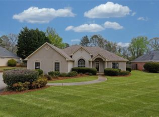 2040 Weatherstone Cir SE, Conyers, GA 30094