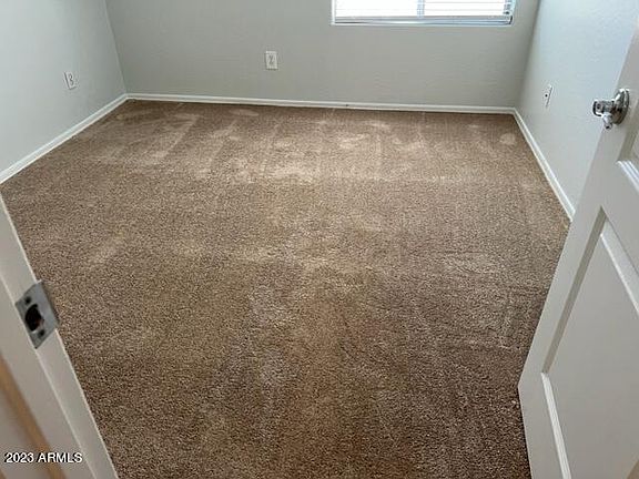 4th image of 17391 W HILTON Avenue