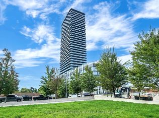 36 Zorra St #521, Toronto, ON M8Z 0G5