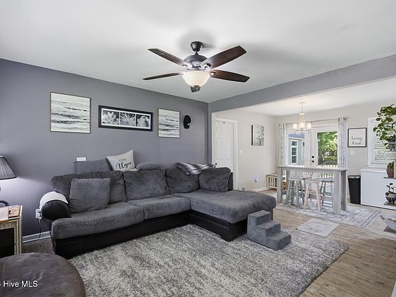 4th image of 209 Ramsey Drive