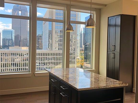 4th image of 2212 McKinney Ave #1109