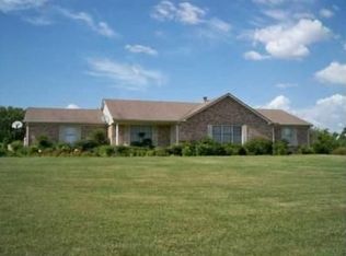 4126 Old Coopertown Rd, Springfield, TN 37172