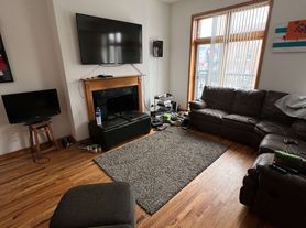 865-867 W Buckingham