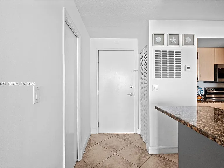 6917 Collins Ave #1609 — Photo 2