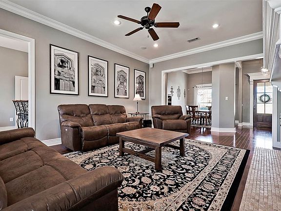 5th image of 15324 Mahan Dr