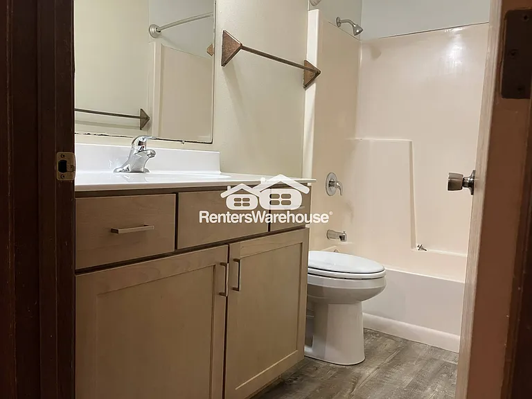2706 Bongey Dr #1 — Photo 4
