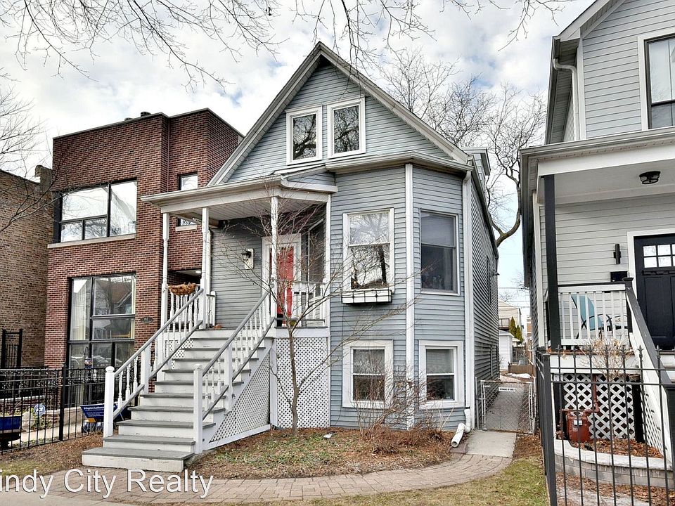 1st image of 1910 W Wellington Ave