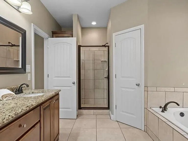 5005 Hidden Acres Dr — Photo 22