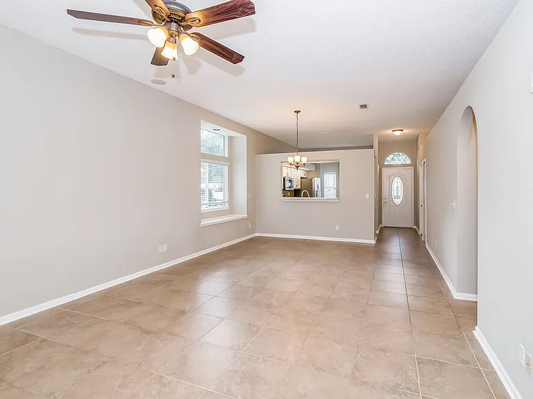 3338 Ayrshire St — Photo 5