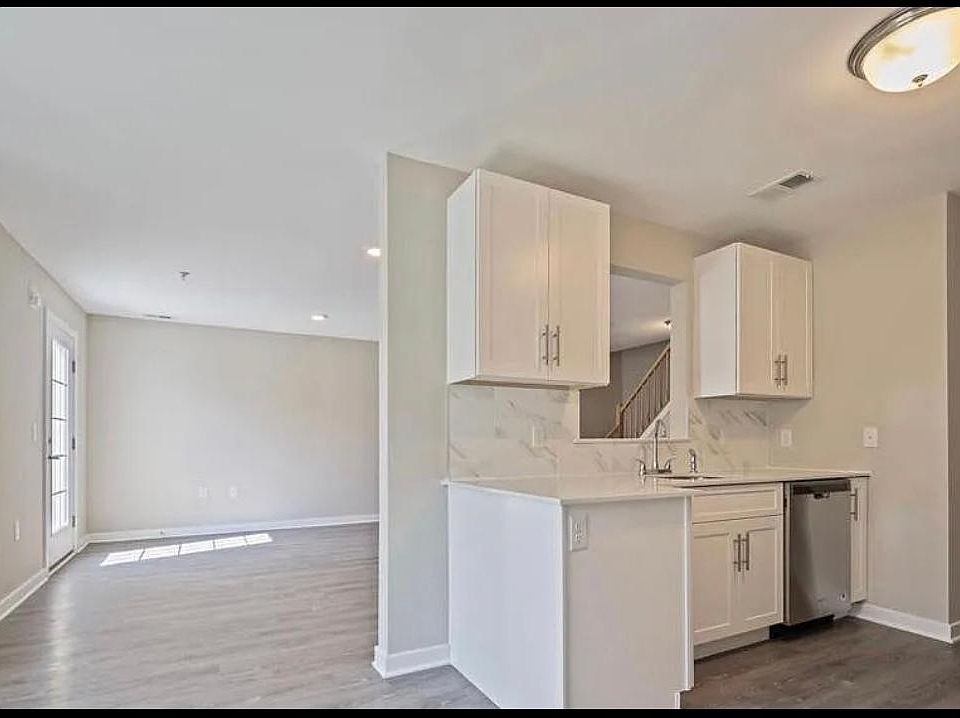 85 Main St East Brunswick, NJ, 08816 Apartments for Rent Zillow