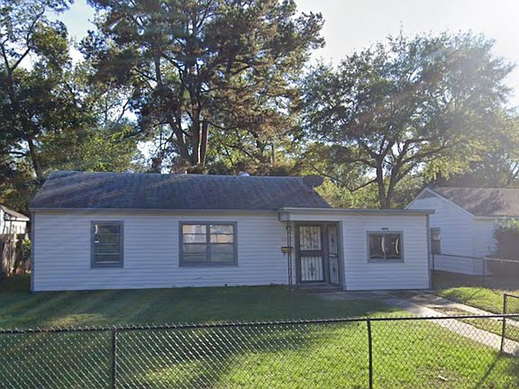2nd image of 2761 Sunnybrook St
