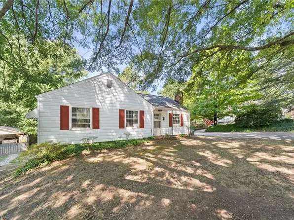 900 Knollwood St, Winston Salem, NC 27103