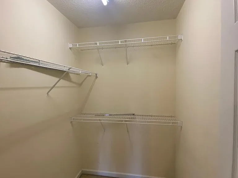 9837 N Olde Towne Wynd SE — Photo 11