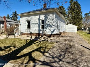 315 E Lincoln St, Grand Ledge, MI 48837