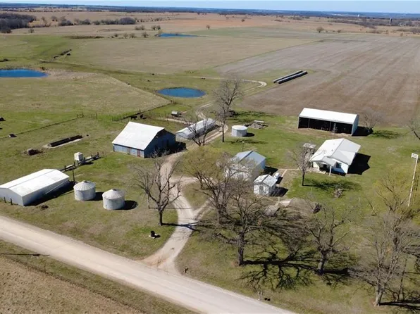 23974 Ayers Rd, Greeley, KS 66033