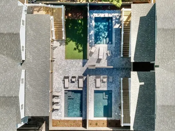 108 E Hudson Ave, Folly Beach, SC 29439