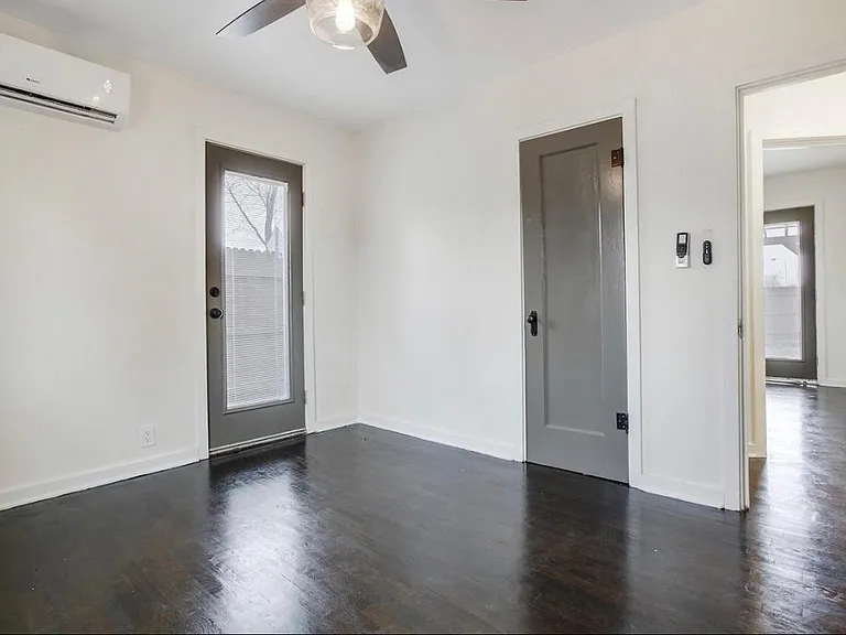 512 Sandia St — Photo 12