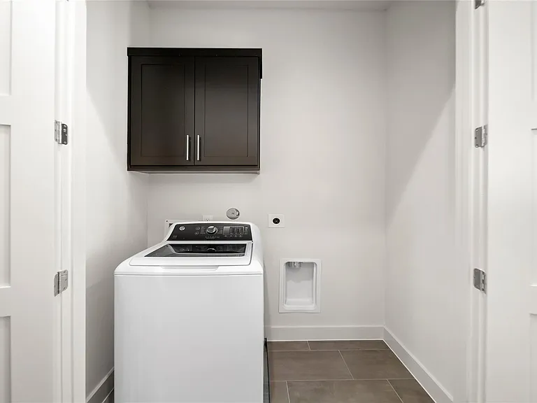 2408 Gray St — Photo 20