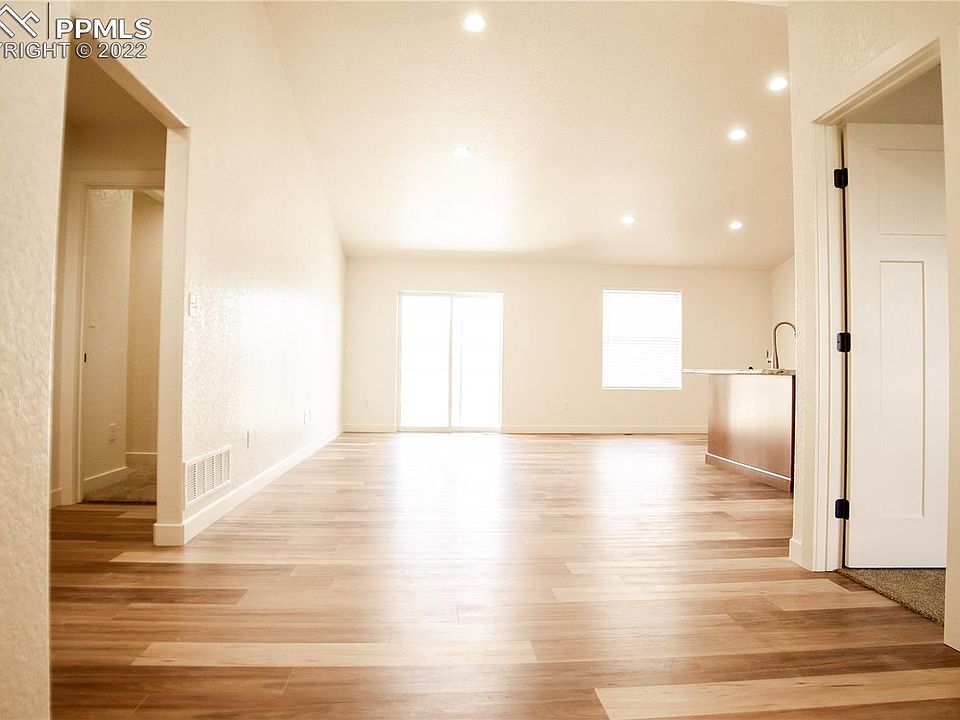 748 S Bellflower Dr Pueblo, CO, 81007 Apartments for Rent Zillow