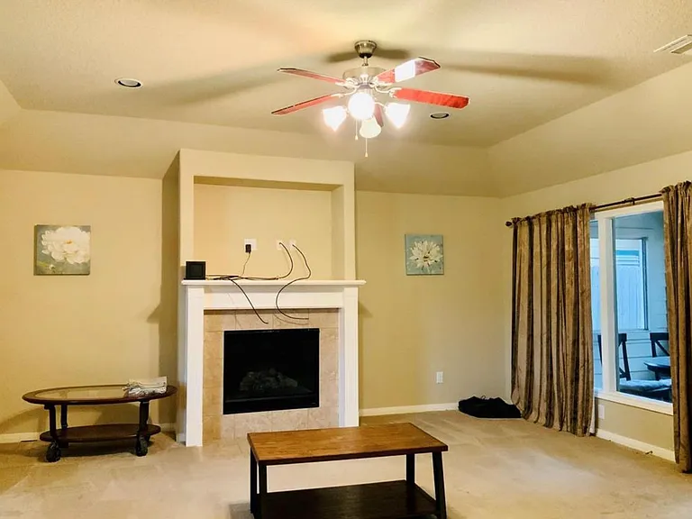 110 Tuna St — Photo 2