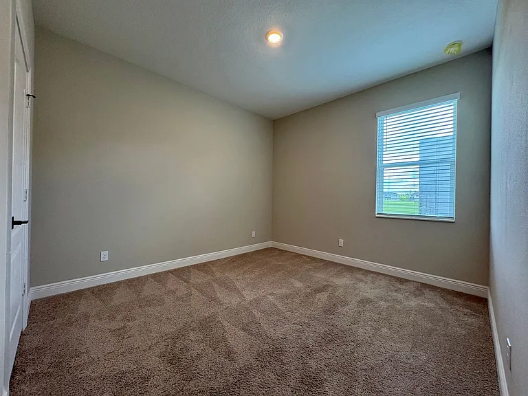 1718 Party Pl — Photo 11