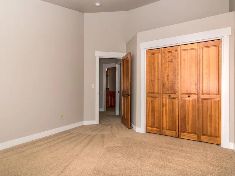 61473 Linton Loop — Photo 34