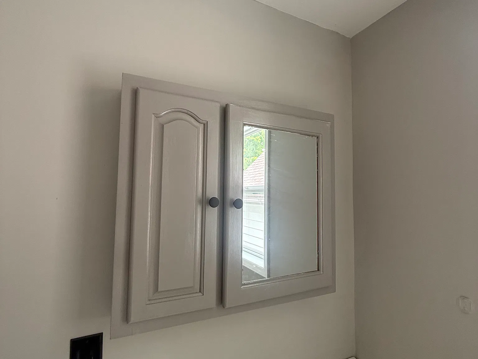756 Henderson St — Photo 4