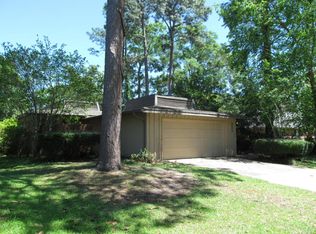 902 Sioux Ln, Hattiesburg, MS 39402