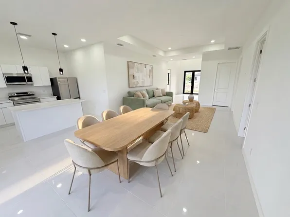 3046 NW 41st Pl, Cape Coral, FL