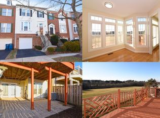 42995 Golf View Dr, Chantilly, VA