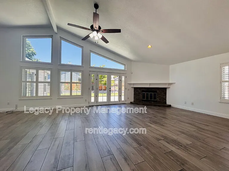 3047 Mill Oak Way — Photo 5