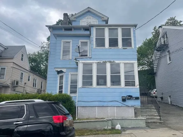 1134 Howard St, Peekskill, NY 10566