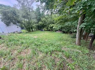 60 Cleveland Ave, Morgantown, WV 26501