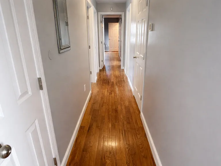 37-39 Hudson St #2 — Photo 4