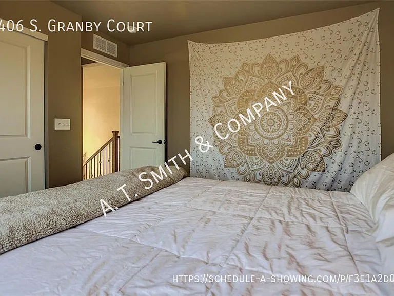 5406 S Granby Ct — Photo 12