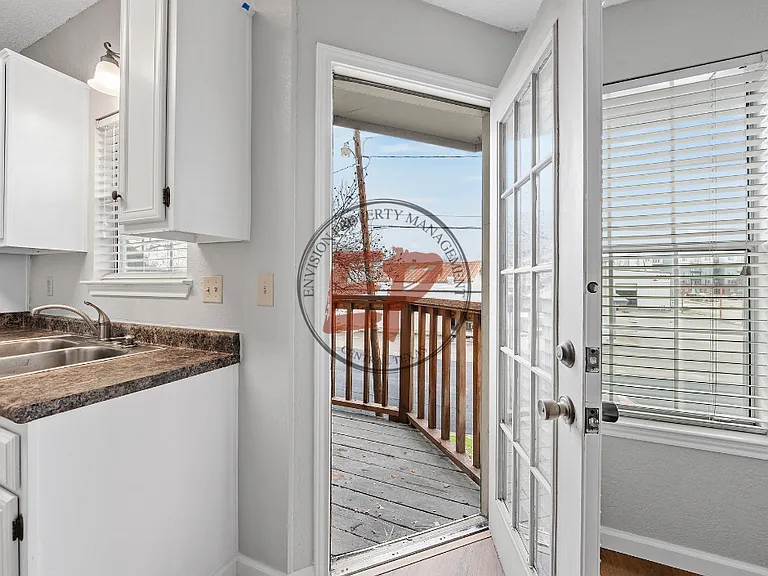 1311 Speight Ave #1311 — Photo 5