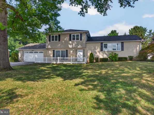 3580 Board Rd, York, PA 17406