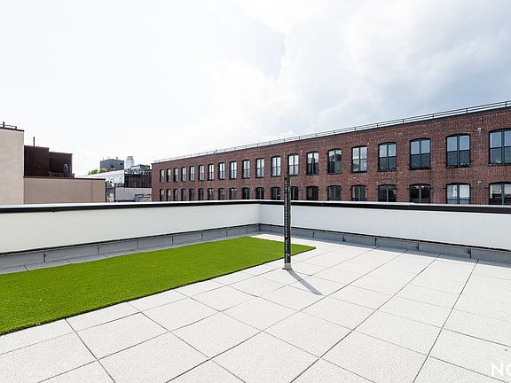 5th image of 483 Driggs Ave #3H