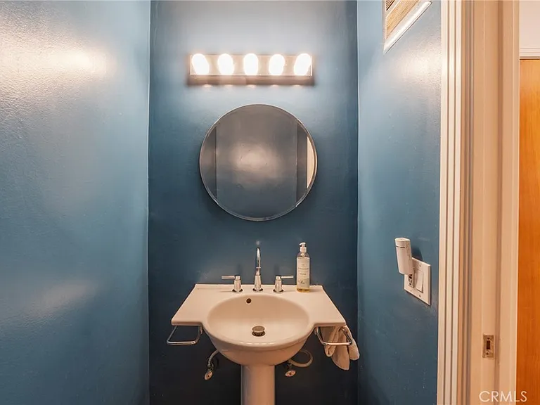 8710 Delgany Ave #3 — Photo 8