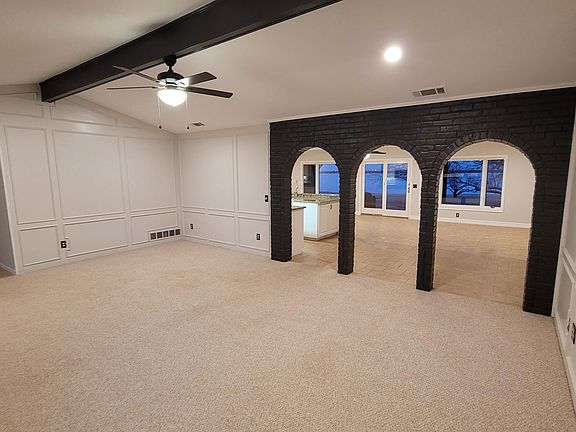 5th image of 434 Peninsula Dr