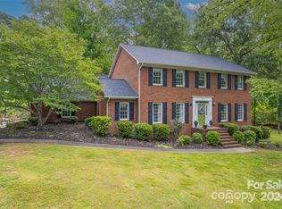 177 Brookridge Dr, Forest City, NC 28043