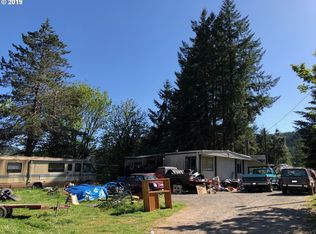 242 Rainey Dr, Drain, OR 97435