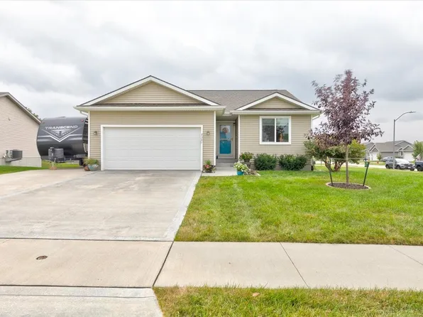 2301 Windcrest Dr, Granger, IA 50109