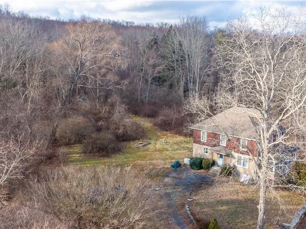 82 Hanover Versailles Road, Sprague, CT 06330